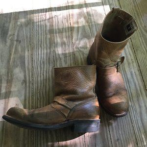 Frye Engineer Boots size 9